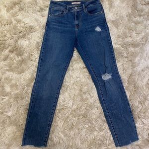 Levis Jeans